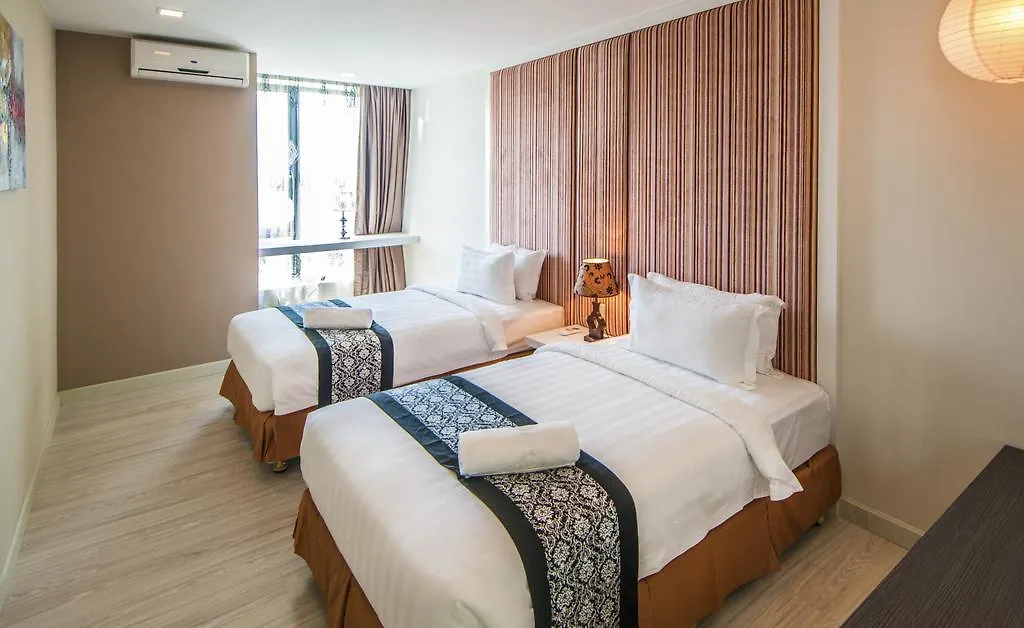 Borneo Vista Suites Hotel  Kota Kinabalu